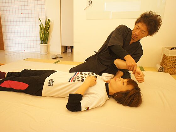 大阪府堺市_テアシス堺鳳整体院_施術イメージ