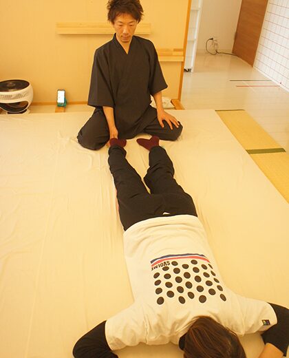 大阪府堺市_テアシス堺鳳整体院_施術イメージ